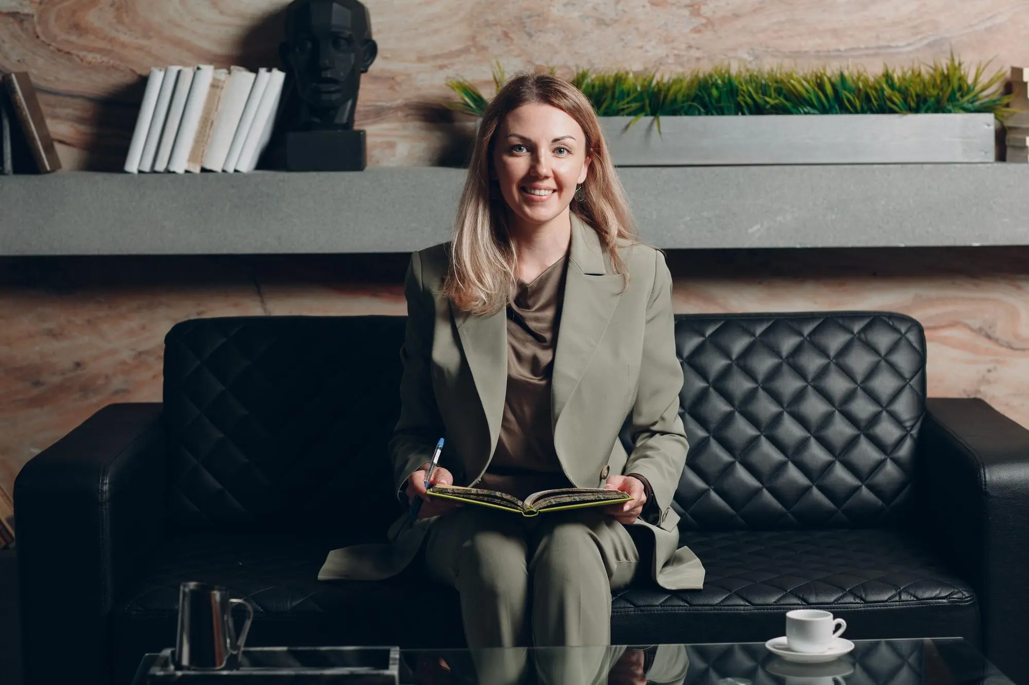 “Real Estate Investment for Foreigners guide by ARCSA CAPITAL illustrating Miami’s secure, institutional, and compliance-ready property investment opportunities.”