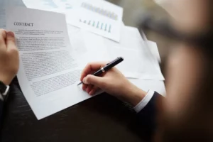 Contrato de asociación en participación aplicado a inversión inmobiliaria estructurada en Miami bajo modelo institucional de ARCSA Capital.